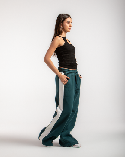 Asymmetric Ribbed Cutout Tank