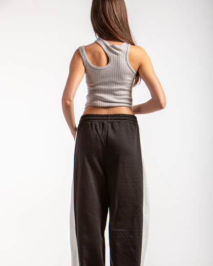 Asymmetric Ribbed Cutout Tank